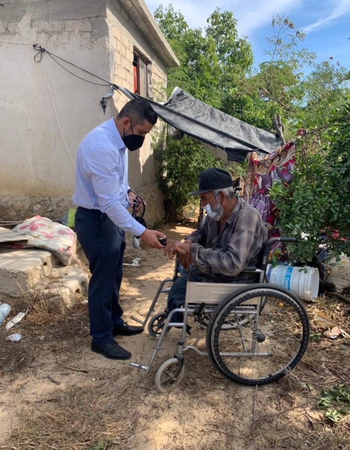 02 Gracias Al Reporte En Redes Sociales, El Señor Jesús Márquez Recibió Atención Médica Y Asistencial Por Parte Del Sistema DIF Los Cabos2