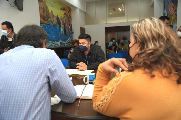 06 Docentes De CSL Reciben Respuesta Inmediata A Las Peticiones Para El Mantenimiento Y Rehabilitación De Instituciones Educativas 1