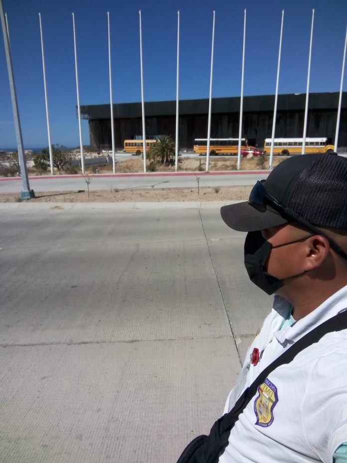 01 Improcedente Promoción De Incidente Por Exceso En El Cumplimiento De La Suspensión Definitiva De UBER En Contra Del Ayuntamiento De Los Cabos1