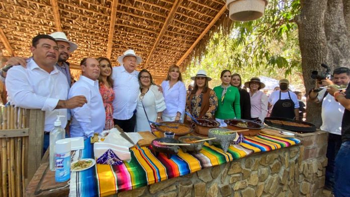 02 SMDIF Los Cabos Reconoce El Trabajo Del Festival Gastronómico “Sabores De Baja 2022” A Favor De Los Adultos Mayores3