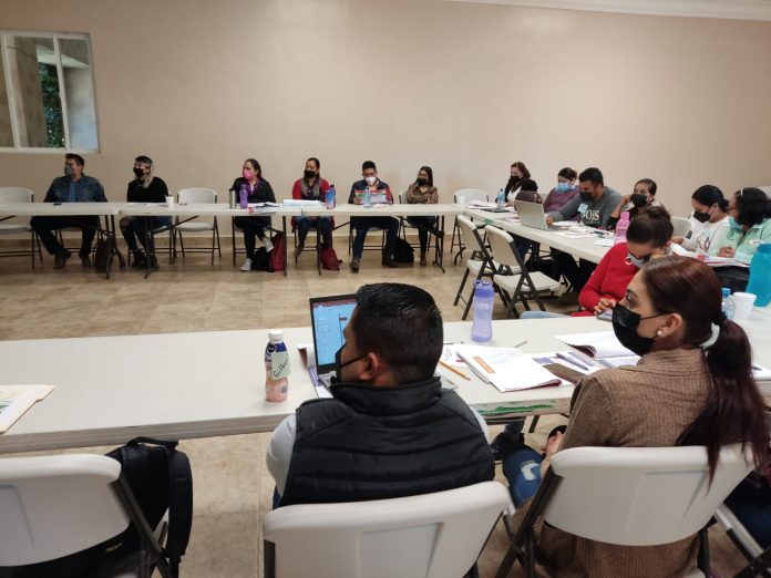 FOTO BOLETiN SEP TALLER MIGRANTE