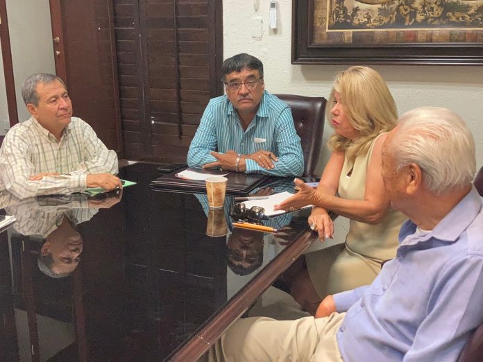 04 Garantizando El Binestar De La Ciudadaniìa, El Alcalde De Los Cabos Oscar Leggs Castro Atiende Reunion Con Desarrolladores En Materia De Vivienda2
