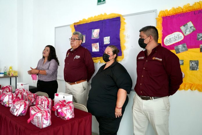 INAUGURACION AULA IV D 220706 1