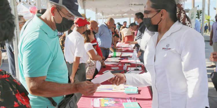 Baja California Sur es la entidad con mayor ocupación laboral del país al registrar un 68.7 por ciento de participación de la población en la actividad económica durante el tercer trimestre del año, informó el Secretario del Trabajo, Bienestar y Desarrollo Social, Omar Antonio Zavala Agúndez.