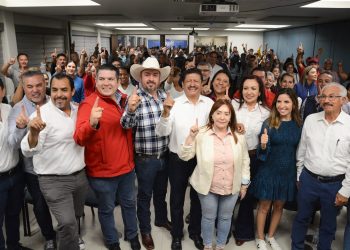 Se registra Armando Martínez como precandidato a Diputado Federal por BCS