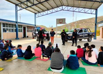 ELEMENTOS DE PROXIMIDAD SOCIAL REALIZAN PLÁTICAS PREVENTIVAS EN ZONAS RURALES