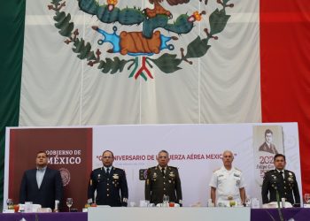 RECONOCE PUEBLO DE BCS LABOR DE FUERZA AÉREA MEXICANA EN LA CONSTRUCCIÓN DE LA PAZ SOCIAL