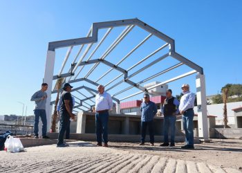 SUPERVISA GOBERNADOR VMCC, AVANCE DEL 55% DE LA CONSTRUCCIÓN DE VARADERO LA PLAYITA EN SANTA ROSALÍA