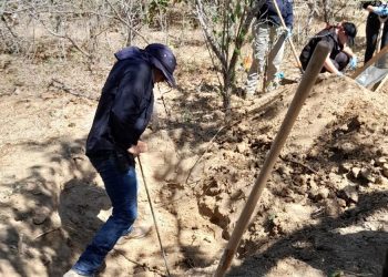 EN ATENCIÓN A DENUNCIA ANÓNIMA CIUDADANA LOCALIZAN INHUMACIÓN CLANDESTINA Y RESTOS HUMANOS EN LOS CABOS   