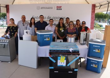 REALIZA SEDIF ENTREGA DE APOYOS A EMPRENDEDORES Y MICRONEGOCIOS DE BCS