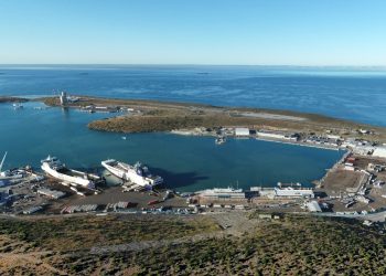 AUTORIZA SEMAR ADDENDUM AL TÍTULO DE CONCESIÓN DE API-BCS