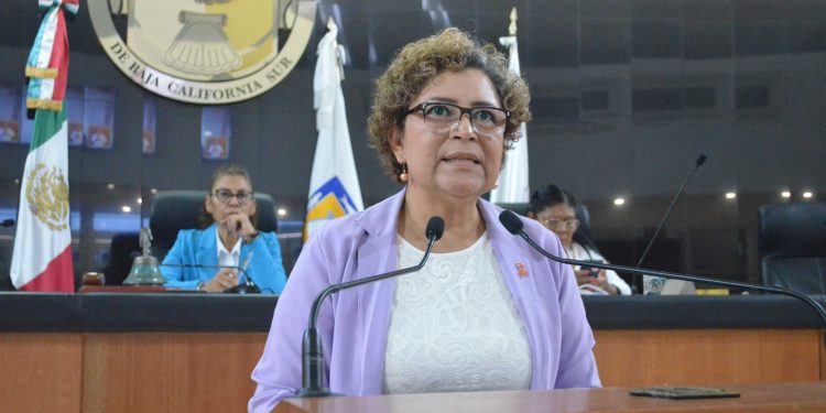 En el Congreso de BCS, reveló la diputada María Luisa Ojeda que se duplicaron los feminicidios en México y en BCS en los últimos 8 años.