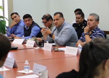 SOSTIENEN AUTORIDADES DE LOS TRES ÓRDENES DE GOBIERNO MESA DE TRABAJO CON SECTOR DE LOS CABOS