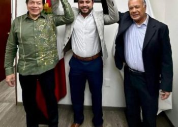 Dirigencias de Morena y PT levantan la mano a Christian Agúndez, pierde el “honorífico” Dr. Oscar Leggs.