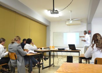 IMPARTEN CAPACITACIÓN PARA AGENTES INMOBILIARIOS