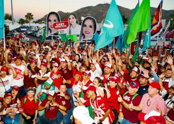 Megacrucero en apoyo a Christian Agúndez, rumbo a la presidencia municipal de Los Cabos