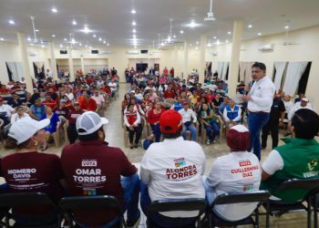 Los Cabos merece salud de calidad; no vamos a olvidar a la zona rural: Homero Davis; en La Paz se reunió con el Comité Central de Morena