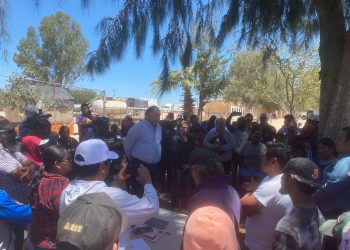 ATIENDE GOBIERNO DE BCS SOLICITUD DE TRABAJADORES DEL RANCHO EL PILOTO