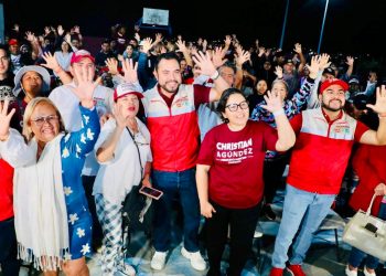 En Jacarandas como en todas las colonias de Los Cabos, “vamos a regresar a cumplir los compromisos”: Christian Agúndez