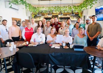 Gobierno y comerciantes organizados iremos por el rescate y ordenamiento del Centro Histórico de San José del Cabo: Christian Agúndez   