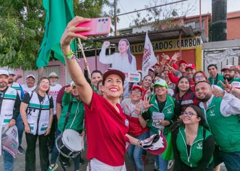 SEGUIMOS EN LAS COLONIAS CON PASO FIRME RUMBO A LA VICTORIA: MQR