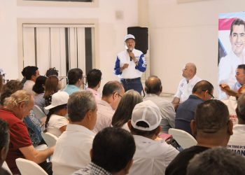 APOYO A LA EDUCACIÓN Y RESPALDO AL MAGISTERIO: ARMANDO MARTÍNEZ