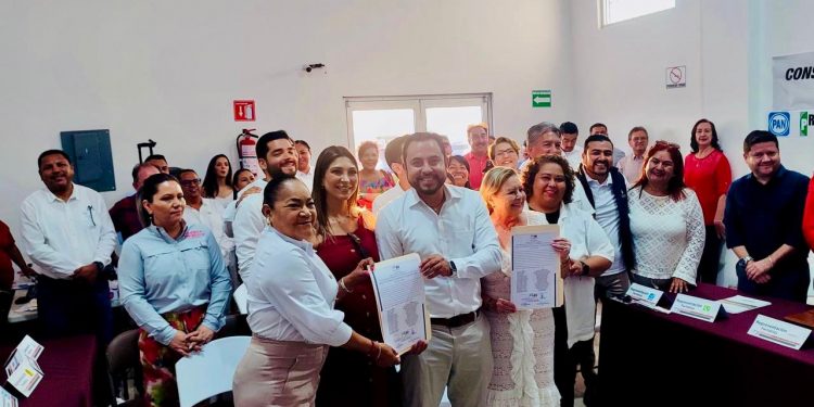 Christian Agúndez Gómez, recibió su constancia de mayoría de votos como alcalde electo de Los Cabos, con una histórica votación de más de 60 mil votos.