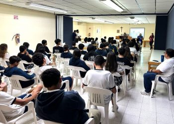 ATIENDE COMISIÓN PARA PREVENIR LA TRATA DE PERSONAS A COMUNIDAD ESCOLAR DE LA PAZ