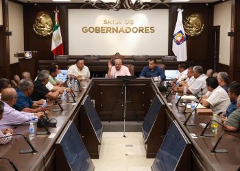 ACUERDAN GOBIERNO DE BCS Y TRANSPORTISTAS DE LOS CABOS, ACCIONES PARA MEJORAR MOVILIDAD Y SERVICIO   