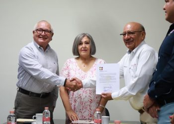 DESIGNAN NUEVO TITULAR DE CECyTE BCS