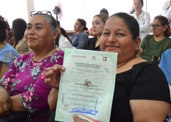 ENTREGAN MÁS DE 400 CERTIFICADOS DE CAPACITACIÓN EN COMONDÚ