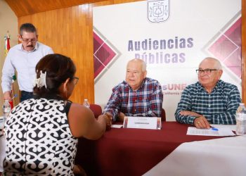 RETOMA GOBERNADOR VMCC AUDIENCIAS PÚBLICAS EN LA PAZ