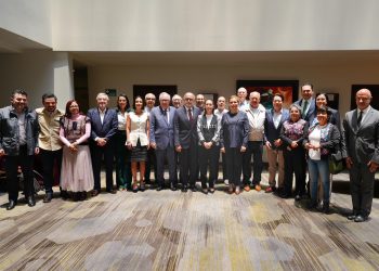 VÍCTOR CASTRO COSÍO, ASISTE A REUNIÓN CON GOBERNADORES DE LA REGIÓN NOROESTE Y LA VIRTUAL PRESIDENTA CLAUDIA SHEINBAUM