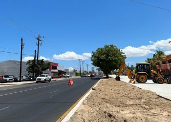 APLICARÁ EL GOBIERNO ESTATAL 800 TONELADAS DE ASFALTO DONADO POR PEMEX