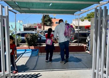 REGRESAN A LAS AULAS MÁS DE 150 MIL ESTUDIANTES DE NIVEL BÁSICO EN BCS