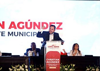 CHRISTIAN AGÚNDEZ TOMÓ PROTESTA COMO PRESIDENTE MUNICIPAL, AFIRMÓ SERÁ UN GOBIERNO PLURAL Y COMPROMETIDO CON EL FUTURO DE LOS CABOS