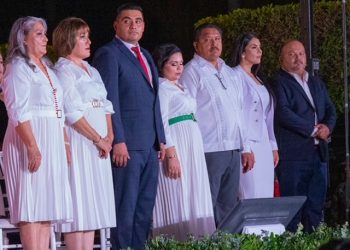 En sesión pública solemne toman protesta síndico y regidores del H. XI Ayuntamiento de Loreto que preside la Lic. Paz del Alma Ochoa Amador.