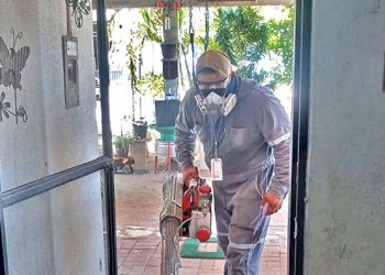 EMPRENDE SALUD ESTATAL OPERATIVO CONTRA DENGUE EN COLONIAS DE SAN JOSÉ DEL CABO