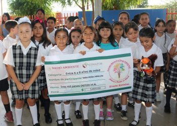 PREMIAN A GANADORES DEL CERTAMEN “VAMOS A PINTAR UN ÁRBOL”