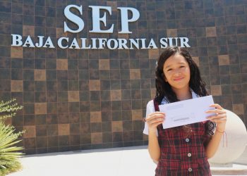 INVIERTEN EN 3 AÑOS DE GOBIERNO MÁS DE 560 MDP EN APOYOS A ESTUDIANTES Y PERSONAL EDUCATIVO