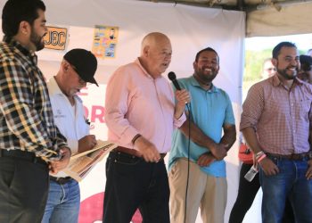 Inauguran gobernador Víctor Castro y alcalde Christian Agúndez el Camino Cabo Pulmo