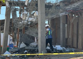 Atiende Protección Civil de Los Cabos colapso en obra de construcción en Cecyte 05