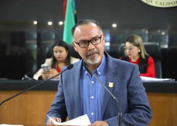 Propone diputado Sergio Guluarte elevar a rango constitucional la relación laboral poderes – trabajadores