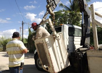 Tras reportes, realiza Servicios Públicos reparación de alumbrado público en colonias de Los Cabos