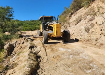 Intensifican trabajos de rehabilitación en caminos rurales y urbanos en Los Cabos