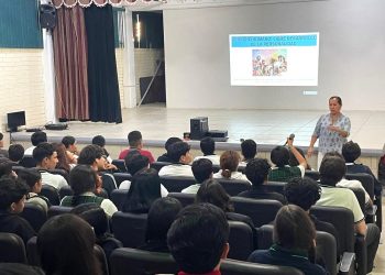 CAPACITAN A MÁS DE MIL ESTUDIANTES DE NIVEL MEDIO SUPERIOR EN MATERIA DE DERECHOS HUMANOS