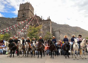 ENCABEZA PAZ OCHOA LA “MADRE DE LAS CABALGATAS”  A SAN JAVIER