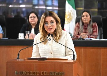 “Como diputada seguiré sirviendo a mi patria y a mi Estado apasionadamente hasta el final de la legislatura”: Karina Olivas Parra