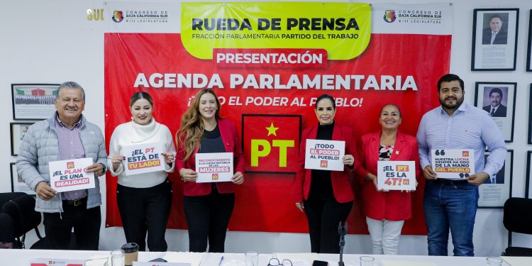 La Agenda Legislativa del Partido del Trabajo (PT), incluye temas que fueron externados por las ciudadanas y ciudadanos de los Distritos que conforman la geografía Estatal, durante el pasado proceso electoral y que decidieron mediante su voto, confiarnos su representatividad ante el Congreso, afirmó la diputada Gabriela Montoya Terrazas.
--