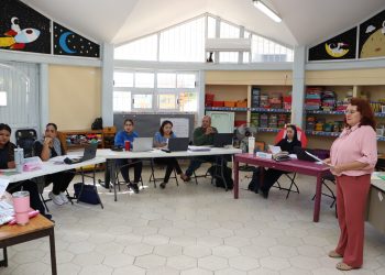 PROMUEVEN EL TRABAJO COLABORATIVO CON SENTIDO COMUNITARIO EN CONSEJO TÉCNICO ESCOLAR